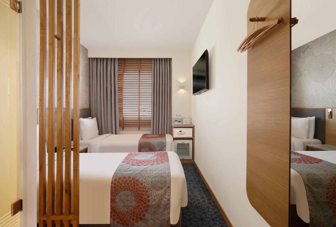 Holiday Inn Express Gurugram Sector 50 By Ihg Гургаон Екстериор снимка